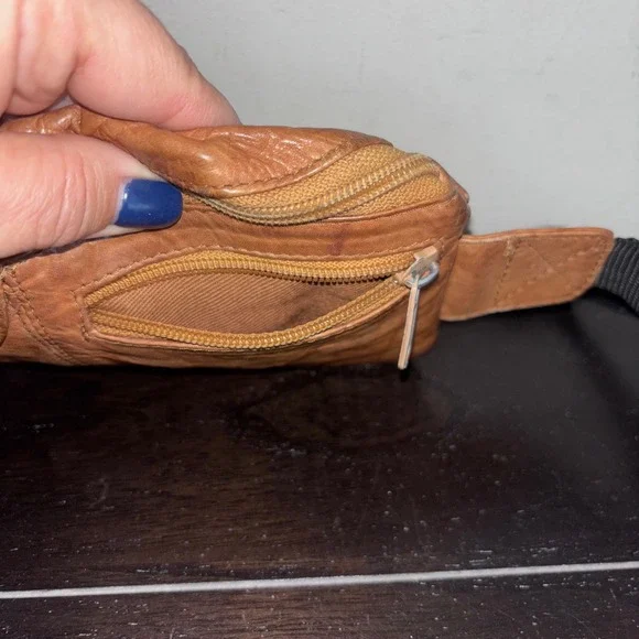 Genuine Leather Fanny Pack | Bum Bag | Cross Body | BOSS | Adjustable Strap - Picture 5 of 10